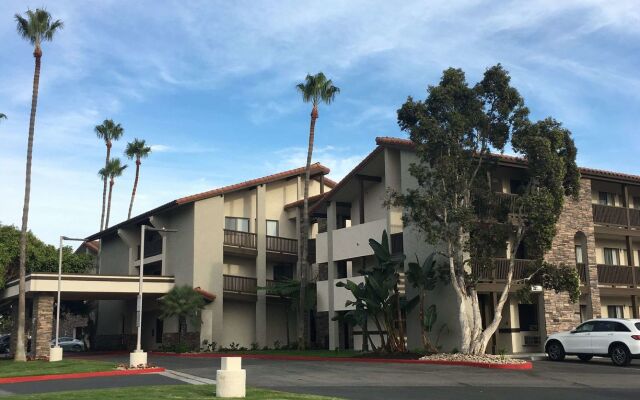 Best Western Carlsbad by the Sea