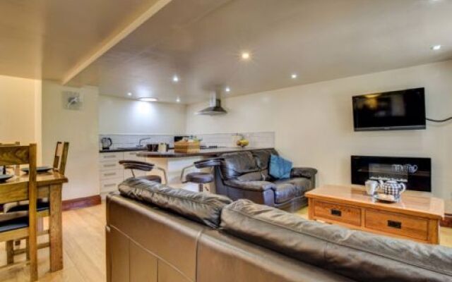House Ty Cart Aquila