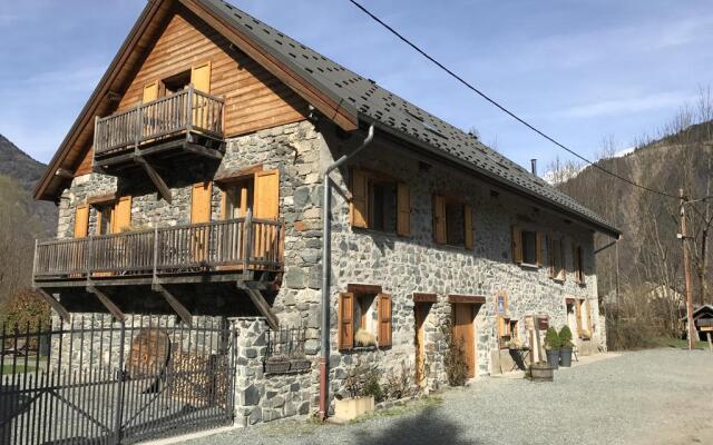 Chambres D'hôtes - La Clé des Bois