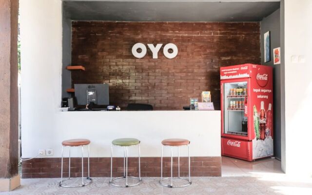 OYO 992 Semilir Senggigi Inn