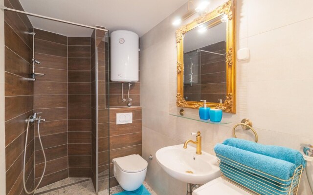 Amazing Home in Milna With Wifi and 6 Bedrooms