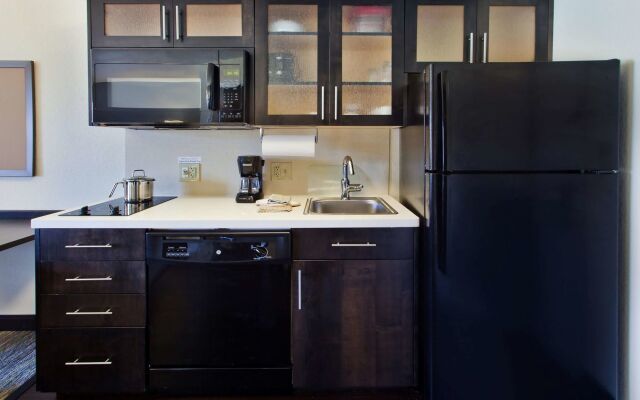 Sonesta Simply Suites Miami Airport Doral