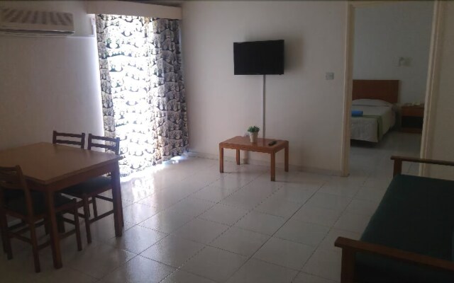 Mandalena Hotel Apts