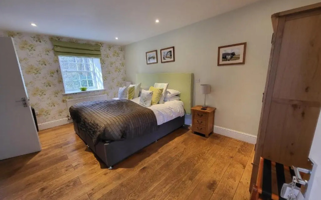 The Manifold Inn