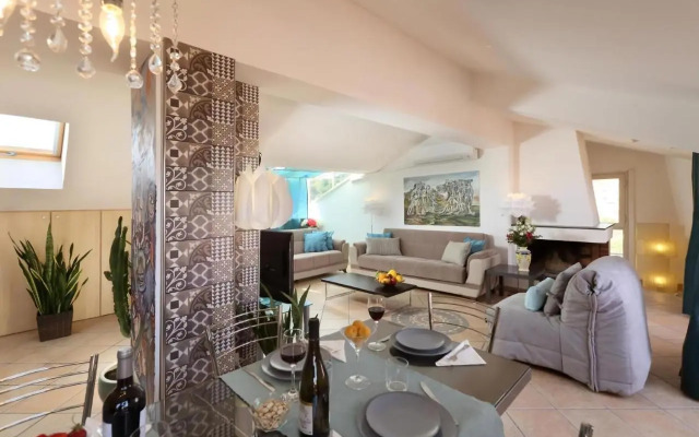 Penthouse von Gloeden