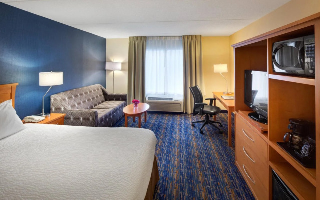 Fairfield Inn & Suites Brampton
