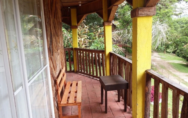 Cabañas y Casas del Árbol La Huerta