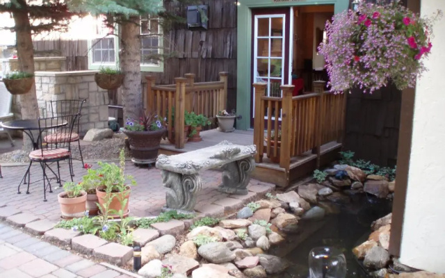 Frisco Lodge