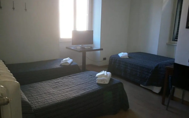 Marvi Hotel