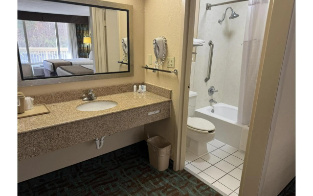Travelodge by Wyndham Harriman