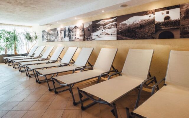 Apartment Ladis Fiss 18956