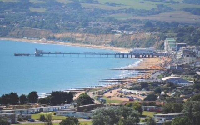 87 Sandown Bay Holiday Centre