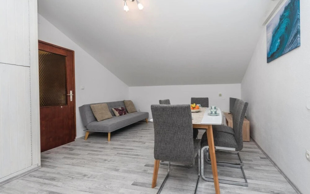 Awesome Home in Privlaka With Wifi and 4 Bedrooms