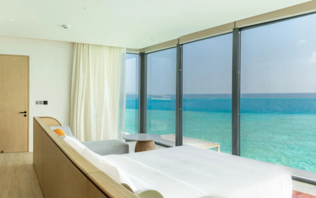 So/ Maldives Resort