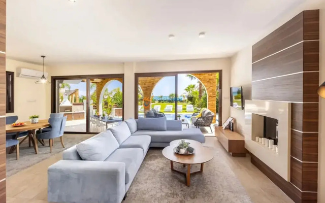 Ayia Napa Seafront Ionion Villa H5