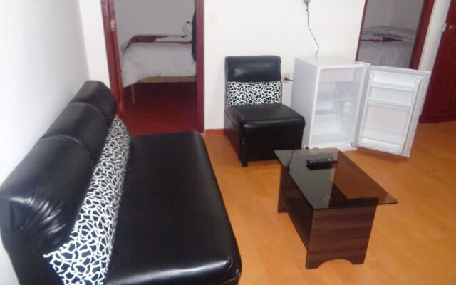 Hostal y Apartamentos Guest Home