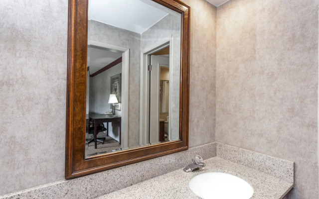 Best Western Georgian Inn