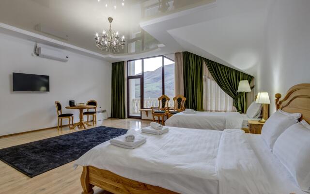 Mountain View Hot Spring Resort
