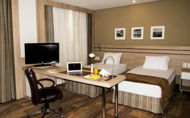 Hotel Intercity Manaus
