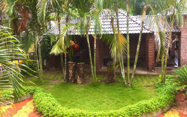 Anandvan Holiday Homes, Wai