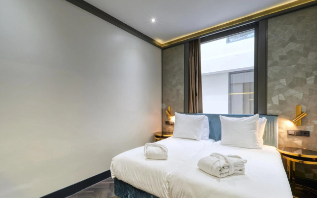 G hotel