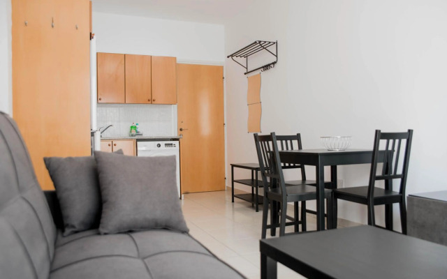 Renovated one bedroom apartment in Paphos with pool