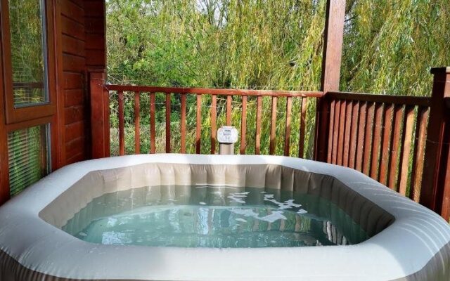 Watermeadow Lakes & Lodges