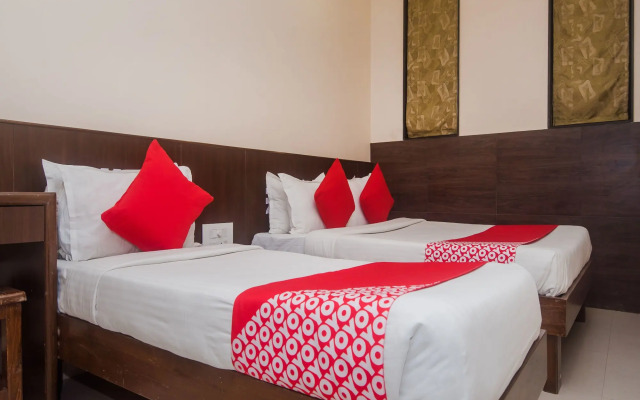 OYO 23656 Parimeet Hotel