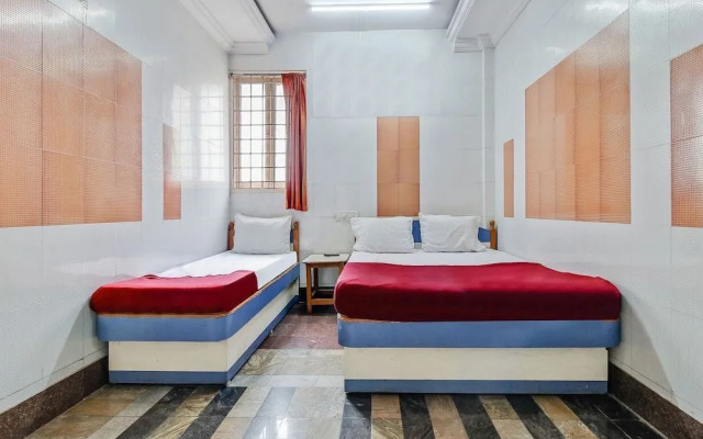 SVR Sai Priya by OYO Rooms