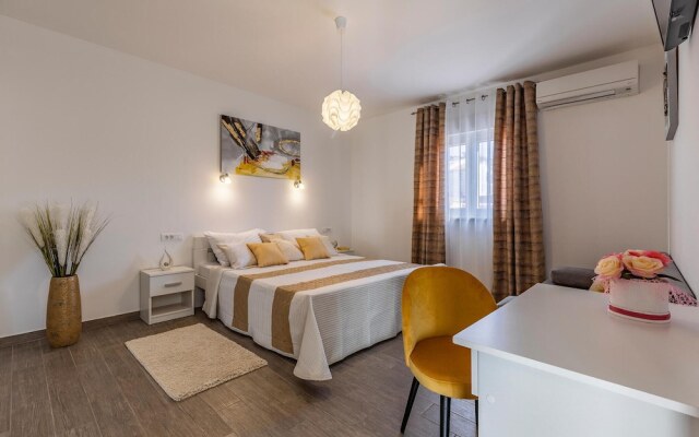 Awesome Home in Skatari With Wifi and 2 Bedrooms