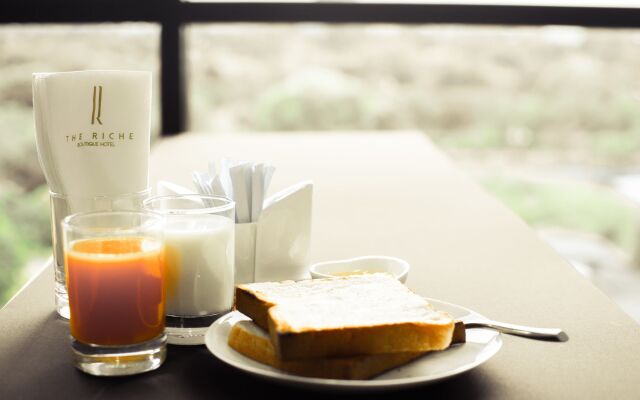 The Riche Boutique Hotel Don Mueang Airport