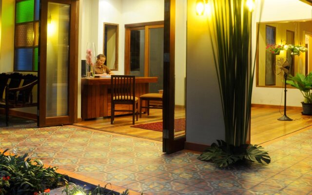 Baan Khun Nine