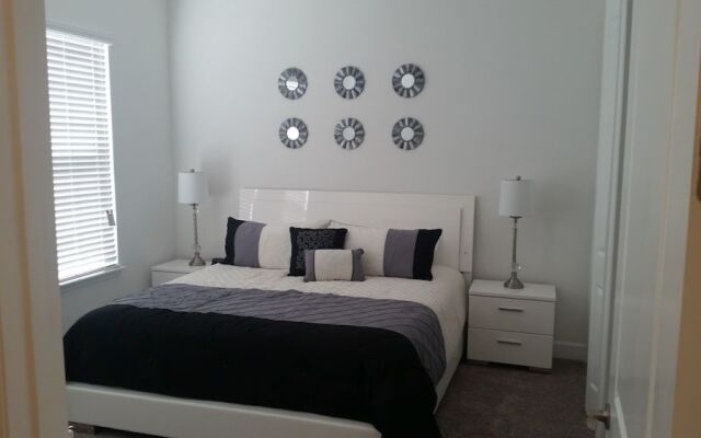Lexington Vacations Champ by Stark Hosp