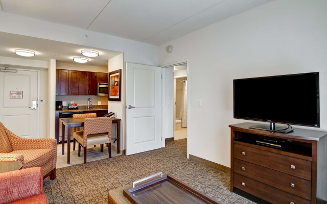 Homewood Suites by Hilton Woodbridge