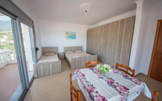 Himara Apartments
