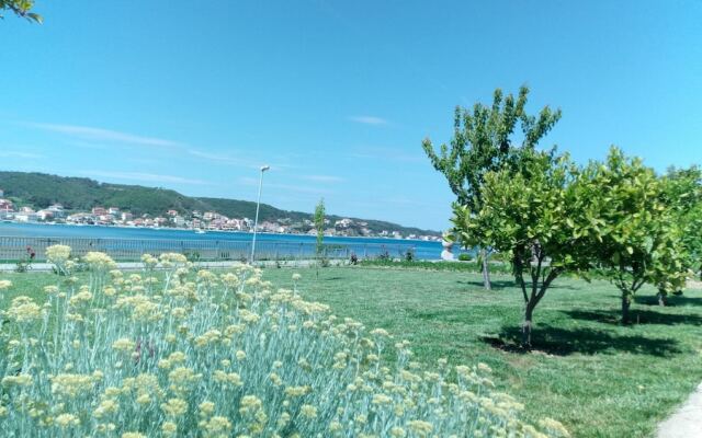 Apartments and Rooms Viskic