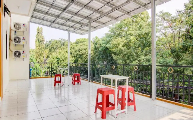 Joy Homestay Pulomas Redpartner