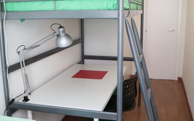 Kamchu Apartments Single Room Close to Tube in Viale Libia