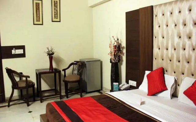 OYO Room Paharganj DB Gupta Road 2