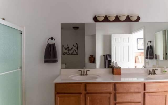 Sunset Sanctuary 3BR by Casago