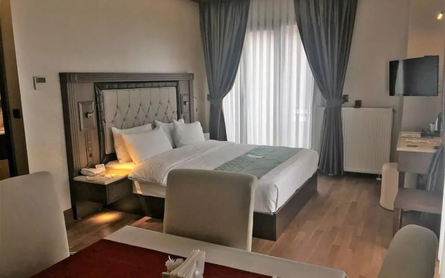 Sera Lake Resort