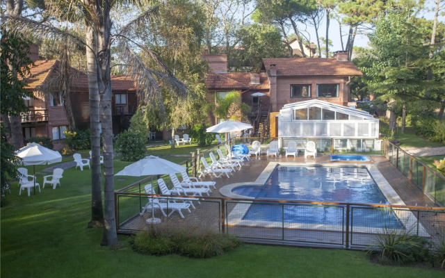 La Posta de Carilo Apart Hotel