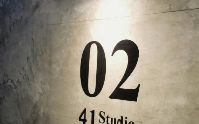 41 Studio - Adults Only