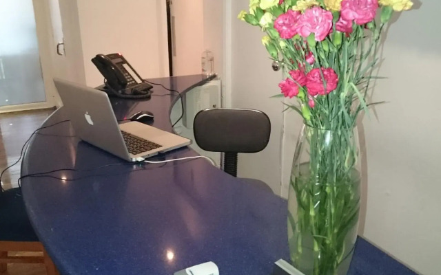 Livingston Lodge Hotel