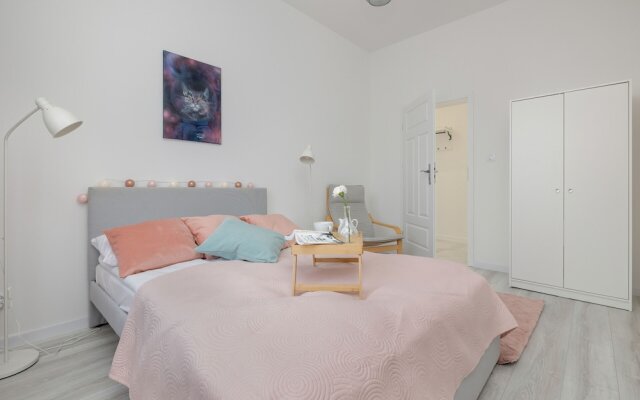 Spacious Grunwaldzka 77 by Renters