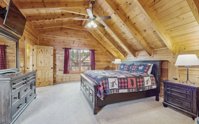 Theater + Arcade! 'tri-star Lodge' in Gatlinburg