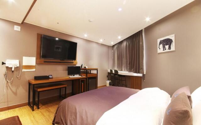 Jinju Hotel The Cloud