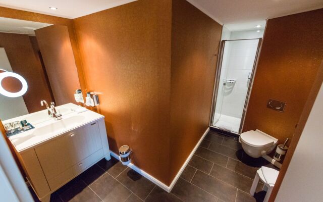 Hotel Business & More