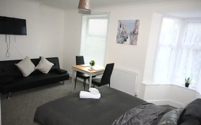 Ickenham House