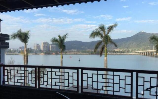 Yuhai Bay Hotel